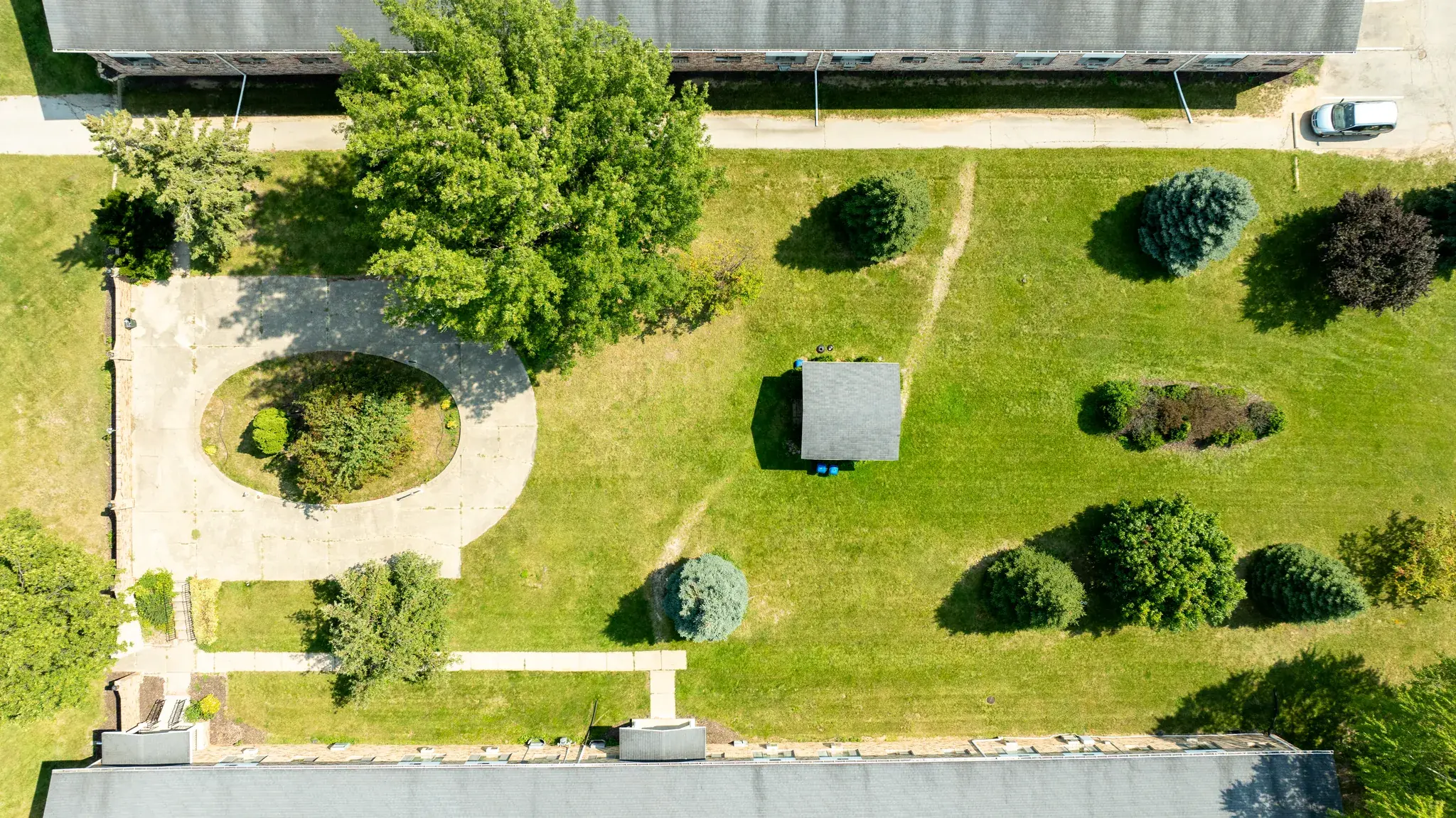 Georgetown community courtyard and gazebo