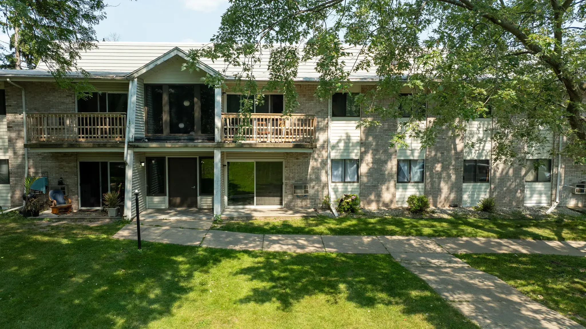 Green Bay Apartment Rentals leasing office